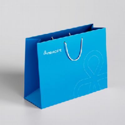 Karácsonyi ajándék papírzacskók